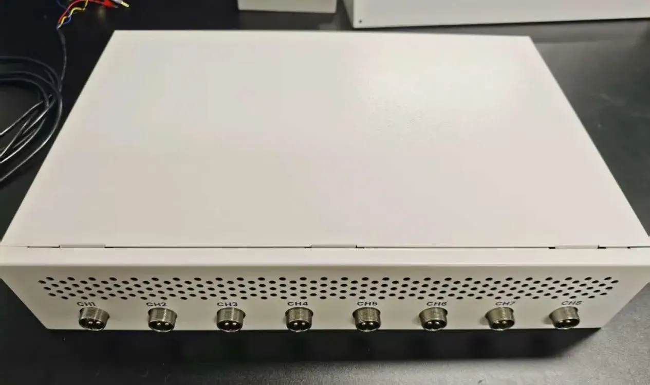 High-Precision Battery Cycler Systems: Analysis of Accuracy and Stability Verification Methods 4 Figure 4. IEST Automated Calibration Fixture - Large-Scale Channel Calibration