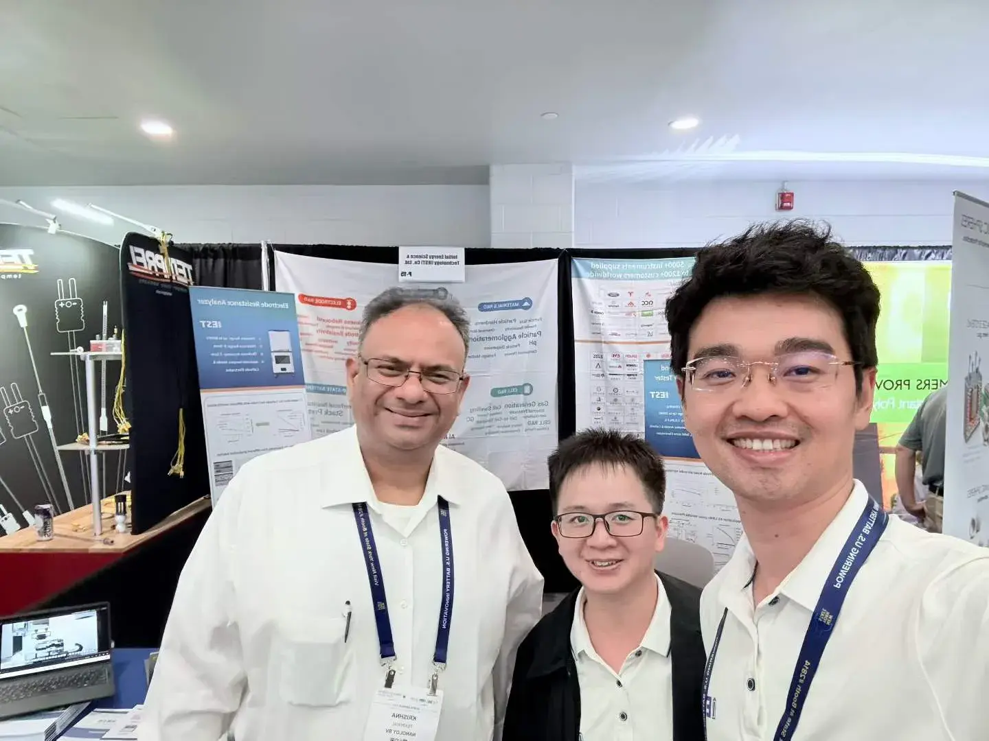 The Battery Show North America 2026 | IEST Showcases Full-Chain Battery Testing Solutions in Detroit 8 IEST instrument team member selfie with a visiting partner at The Battery Show North America 2026 booth P-15